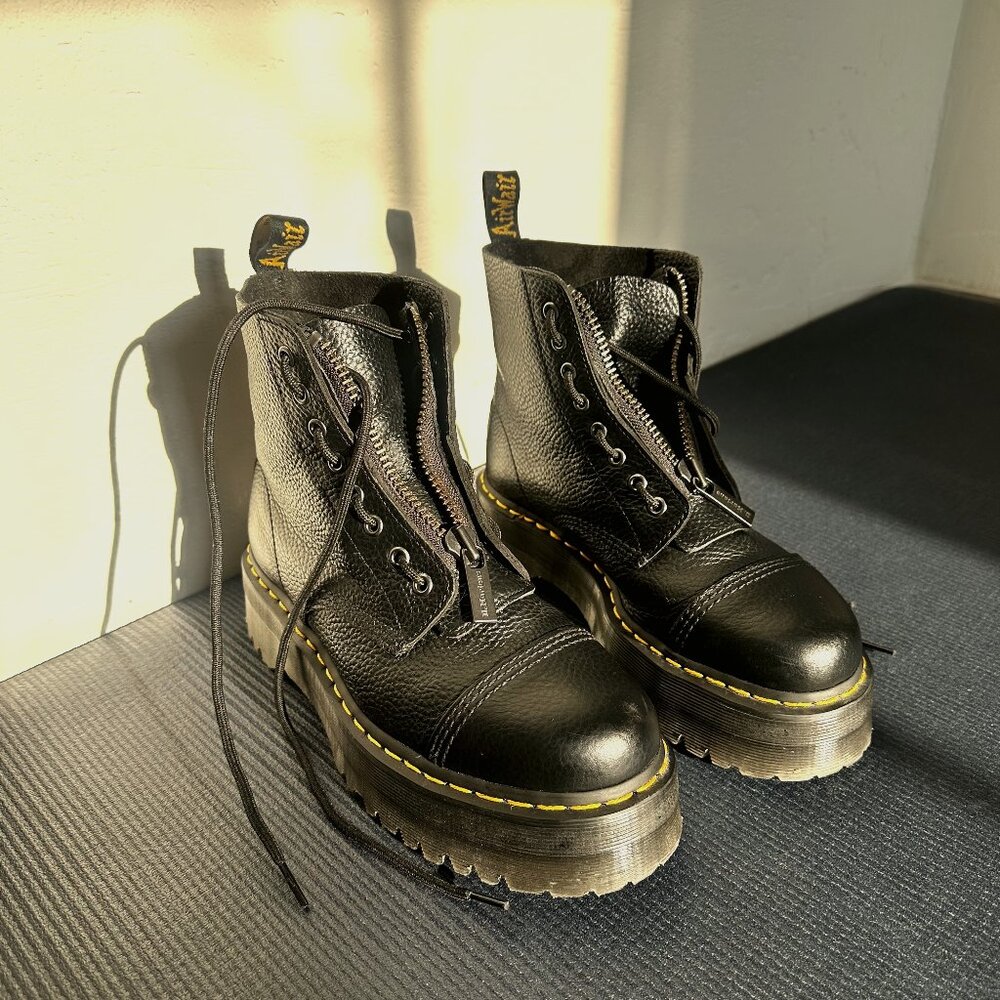 NEW Doc Martens Sinclair Milled Nappa Leather Platform Boots